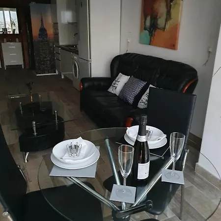 Apartman Nuevo Estudio, Recien Reformado, Wifi, Centro De *