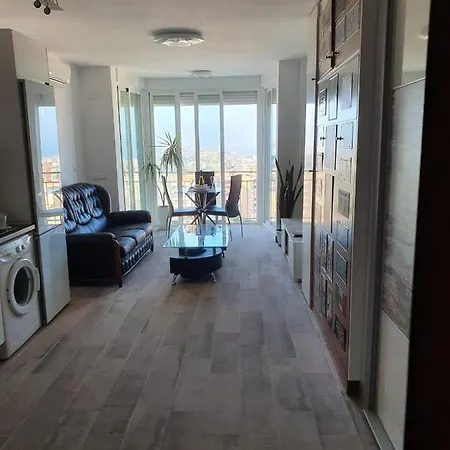 Nuevo Estudio, Recien Reformado, Wifi, Centro De * Torremolinos